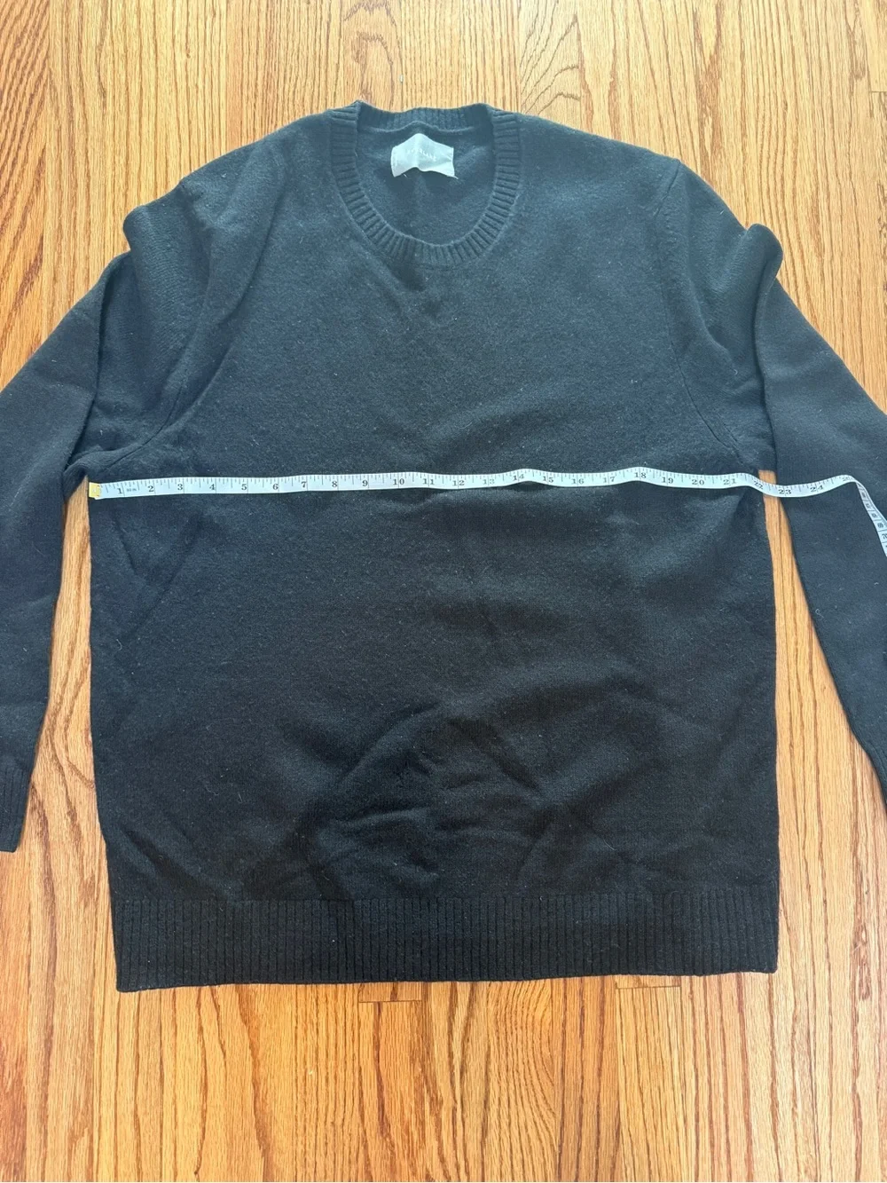 Everlane Black Crewneck Sweater - Large